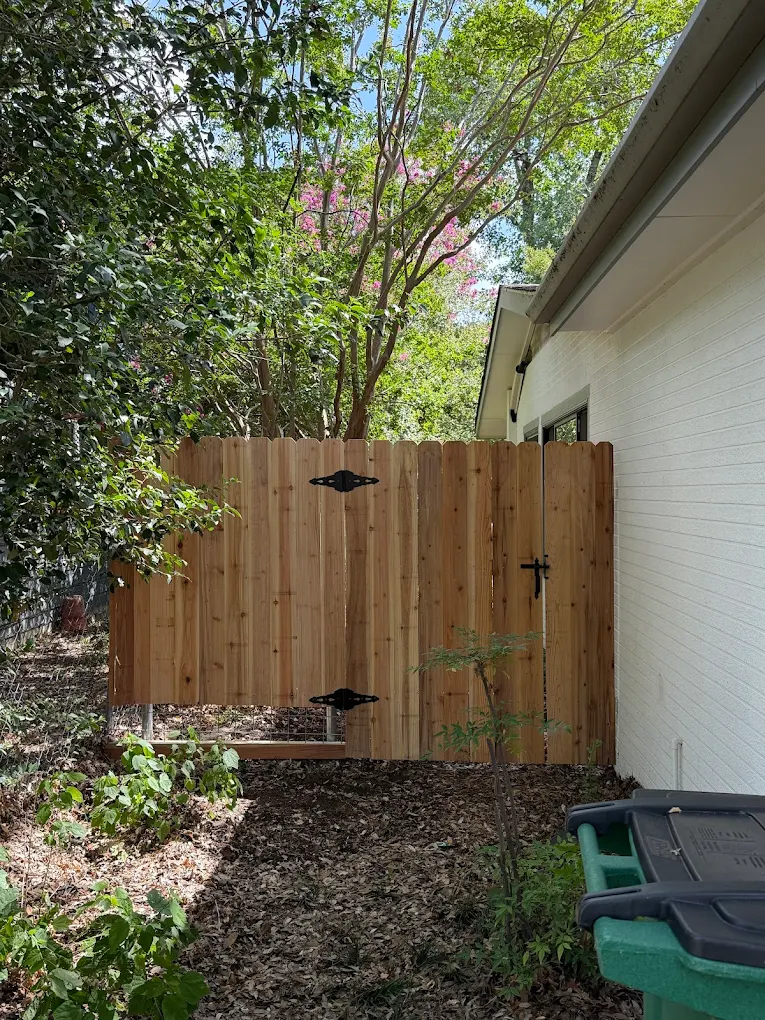 fence contractor Round Rock TX